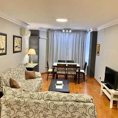 Apartamento Acogedor, Excelente Ubicacion, 10 Min Centro Daire Sevilla Dış mekan fotoğraf